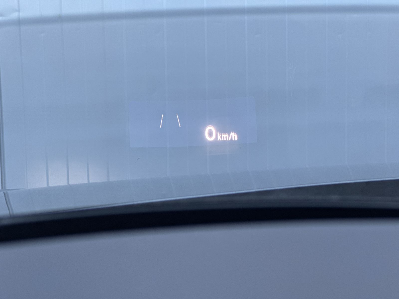 Fahrzeugabbildung Volkswagen Tiguan Allspace 2.0 TDI DSG R-Line Black NAV+ACC