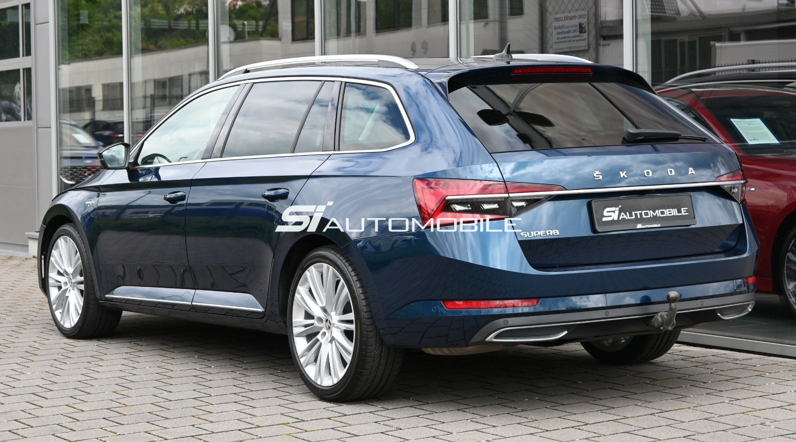Fahrzeugabbildung SKODA Superb 2.0 TDI DSG L&K COMBI °ACC°AHK°STANDHEIZ°