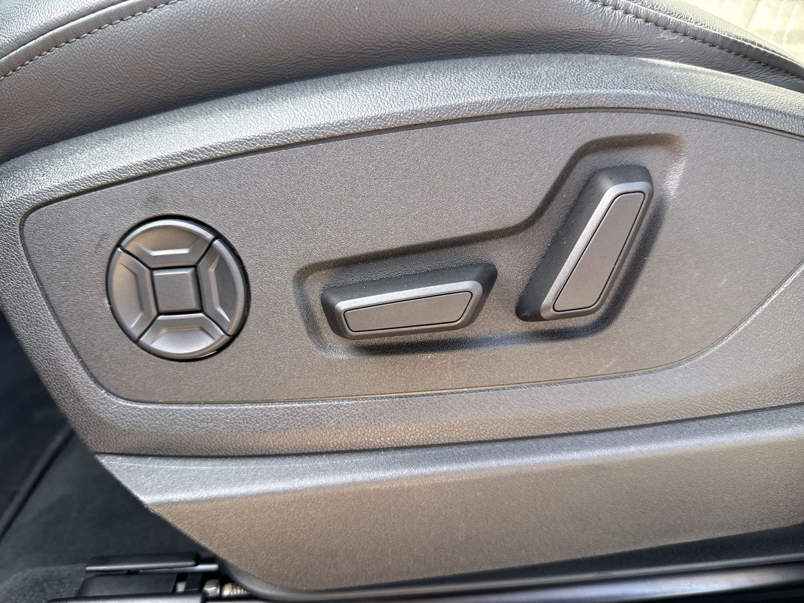 Audi Q8 e-tron - Bild 18