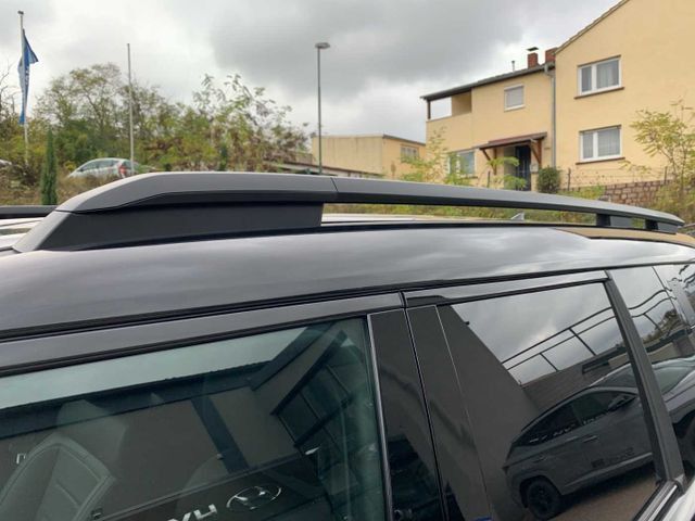 Fahrzeugabbildung Hyundai SANTA FE Plug-In Hybrid 1.6 PHEV 4WD Blackline