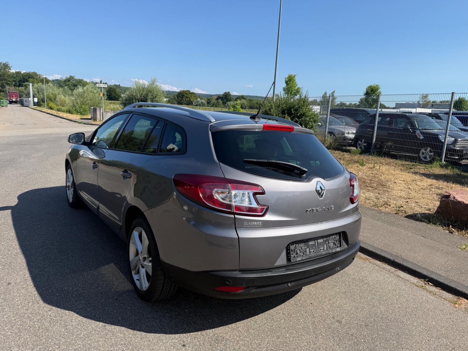 Renault Megane 2013 — photo 7