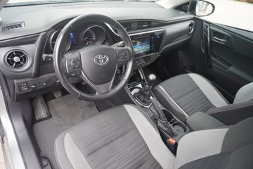 Toyota Auris - 8