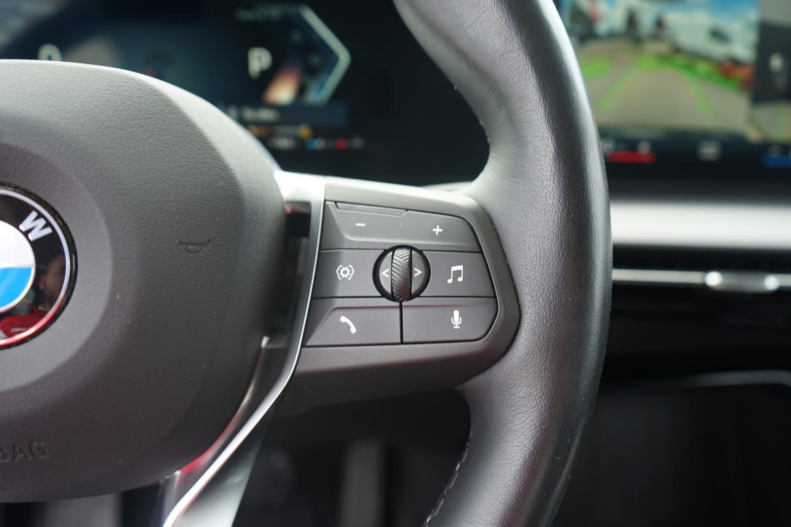 BMW 218 i Active Tourer LED AHK ACC 360° Head-Up Navi, миниатюра 24