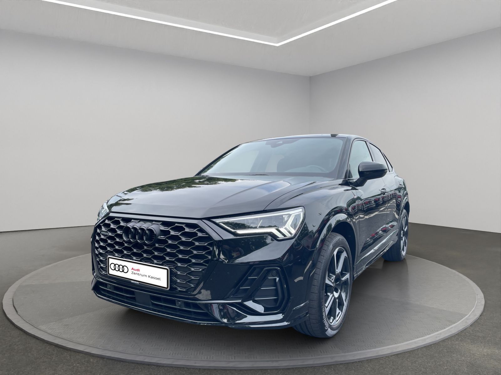 Audi Q3 SB 40 TFSI qu. S line LED AHK PDC+ StandHZG foto 2