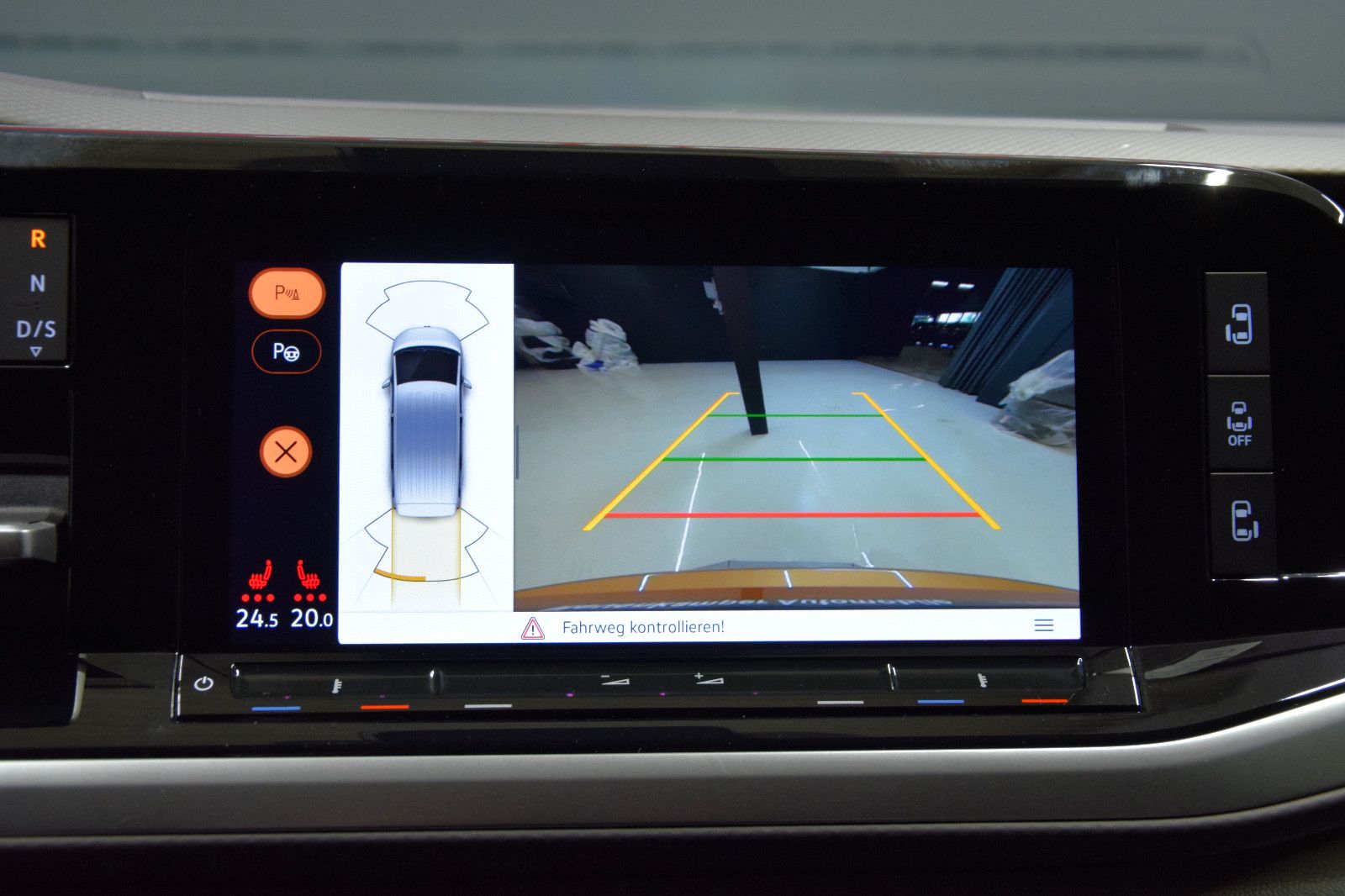 Fahrzeugabbildung Volkswagen T7 Multivan Style 7 Stz. ACC Matrix el.AHK Alcan