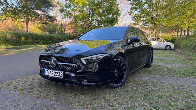 MERCEDES-BENZ A 250 AMG Line