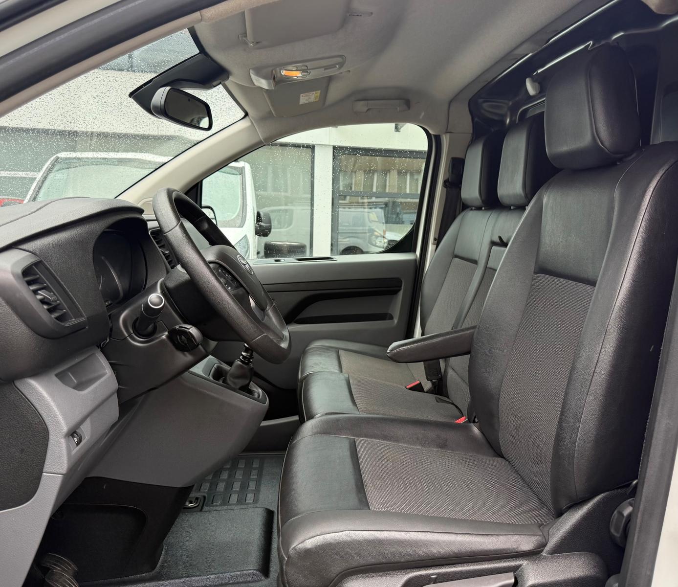 Toyota PROACE (Verso)