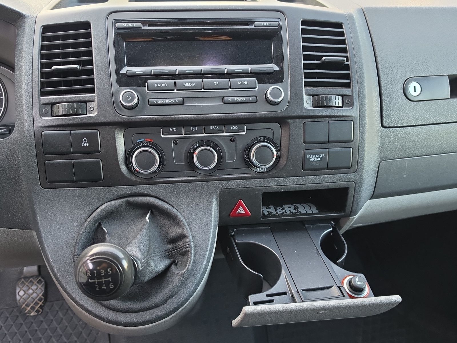 Fahrzeugabbildung Volkswagen T5 Transporter Bus Caravelle Trendline Aus 1Hand