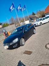 Volvo VOLVO V 60 SUMMUM 241 PS - Volvo V60 Summum mit Benzin-Antrieb
