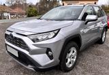 Toyota RAV4 Hybrid 4x4 Comf./AHK - Toyota RAV 4 mit Hybrid-Antrieb: Silber