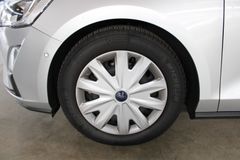 Fahrzeugabbildung Ford Focus Cool & Connect NAVI + WinterPaket + PDC