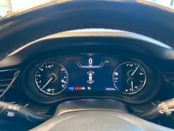 MYAUTOCENTER – Gebraucht- und Jahreswagen mit Werkstattservice in Pfaffenhofen Opel Insignia B Sports Tourer Elegance *TÜV*LED*Navi*