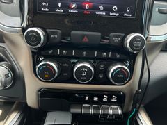 Fahrzeugabbildung Dodge RAM 1500 CrewCab Laramie 5.7L V8 AHK dt.Fzg