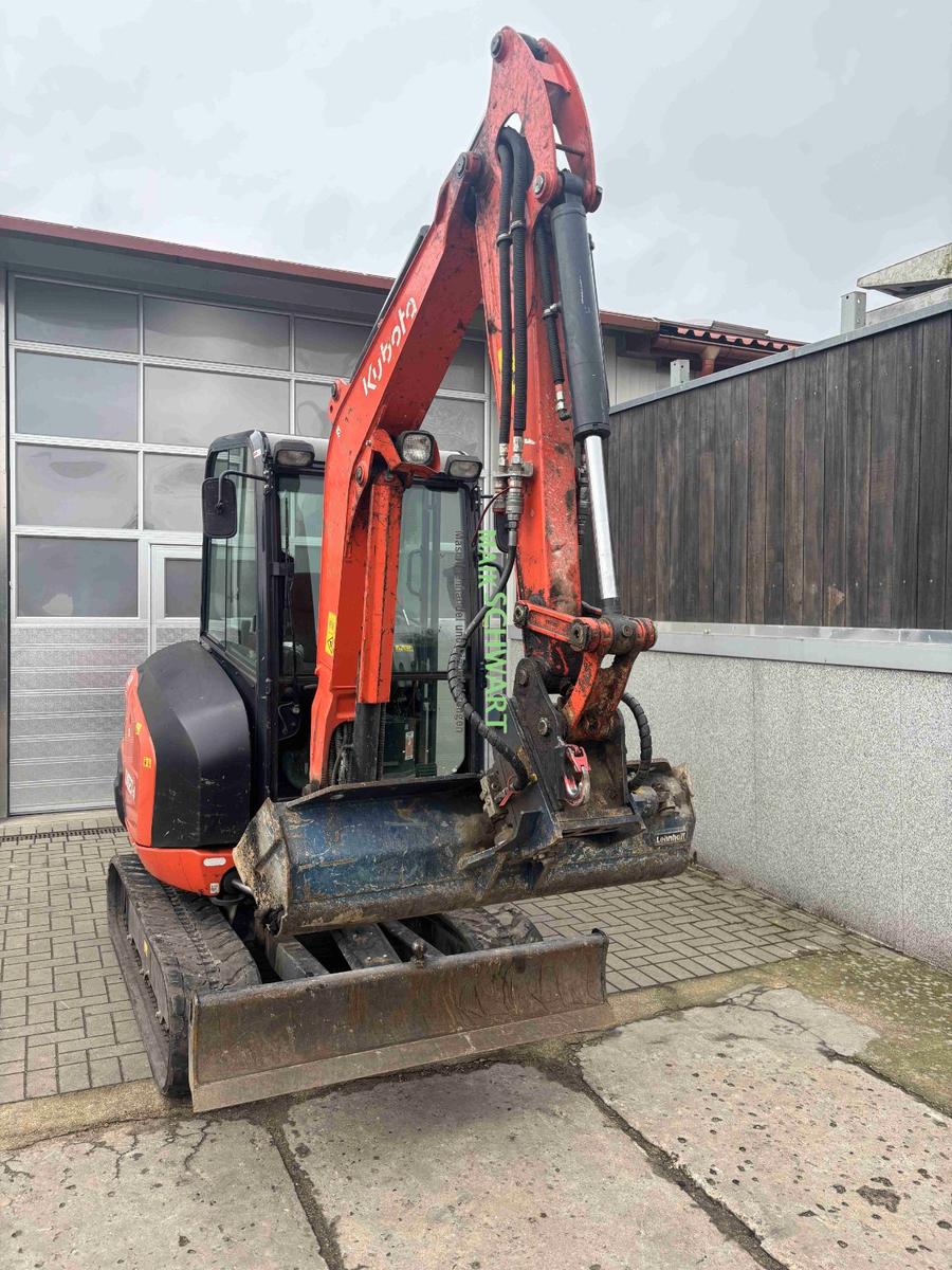 Kubota KX 027-4