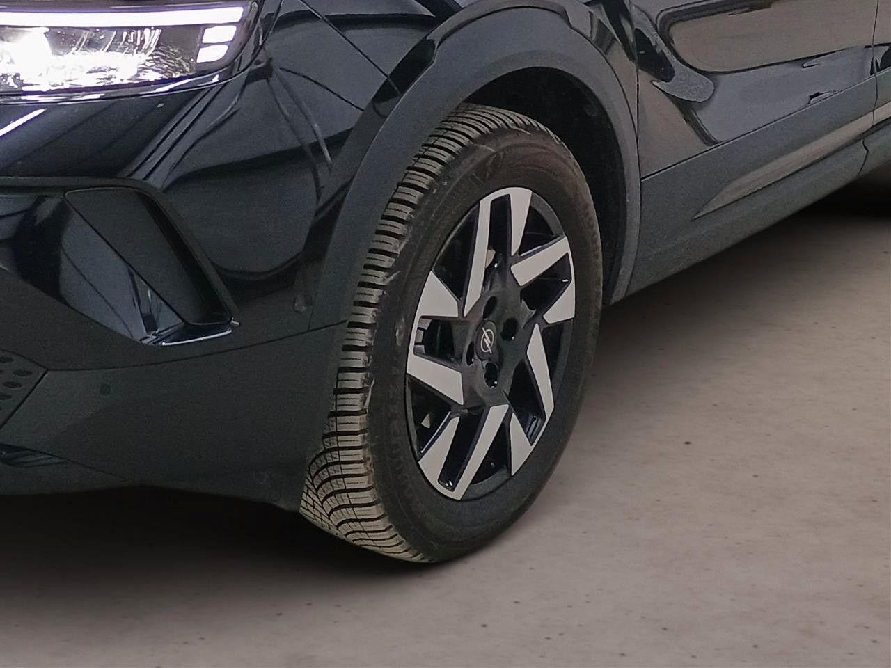 Fahrzeugabbildung Opel Mokka Edition Hybrid/Automatik/Navi!