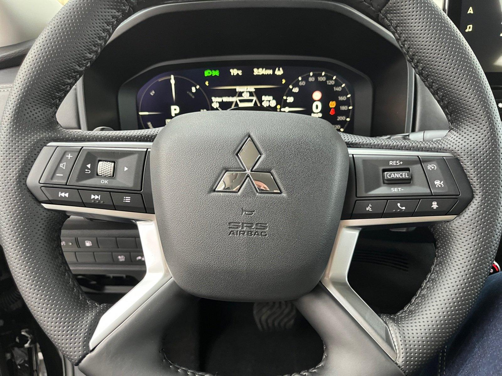 Mitsubishi Outlander Basis 2.4 PHEV Scheinwerfer LED
