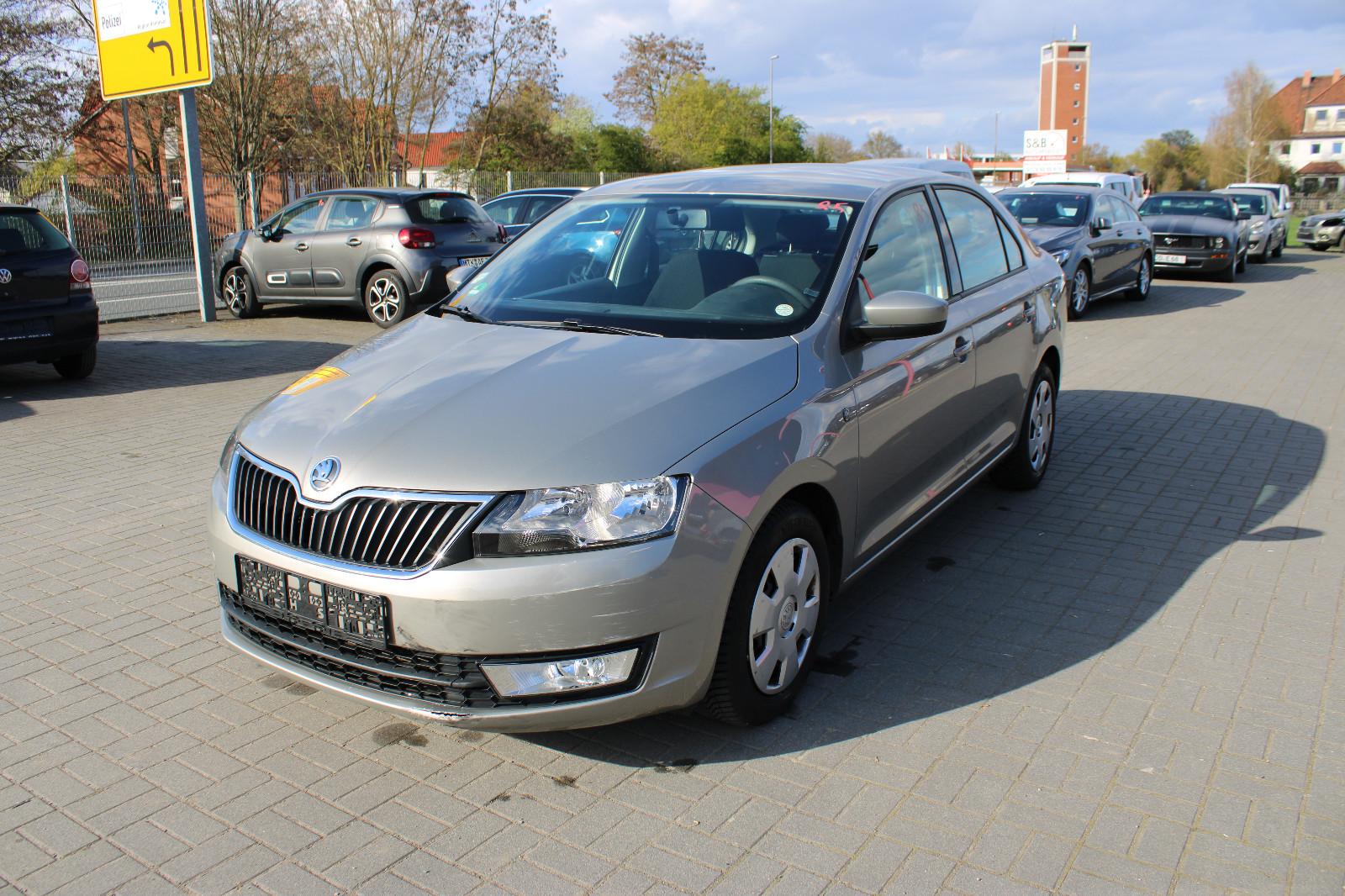 Skoda Rapid Ambition Sitzhz PDC
