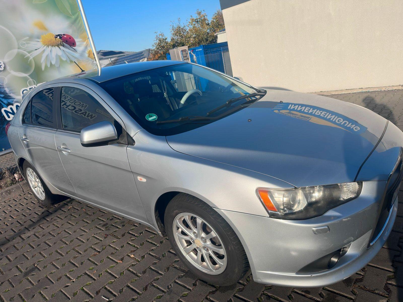 Mitsubishi Lancer 2010 — photo 12
