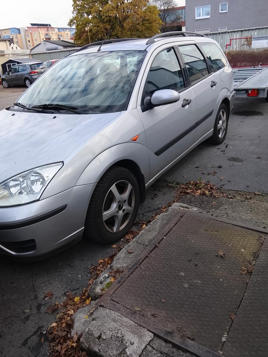 Ford Focus 2004 — photo 9