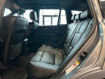 BMW X3 3.0d *Klima*SHZ*Navi*Xenon*TV*PDC*AHK*TÜV*