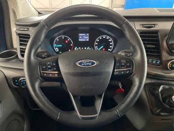 Fahrzeugabbildung Ford Transit Custom Kombi 320 L2 Trend