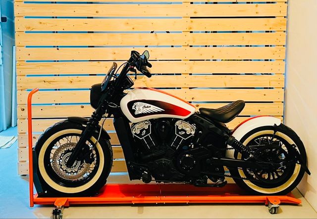 Indian Scout Bobber Twenty KOMPLETT UMBAU WUNDERKIND