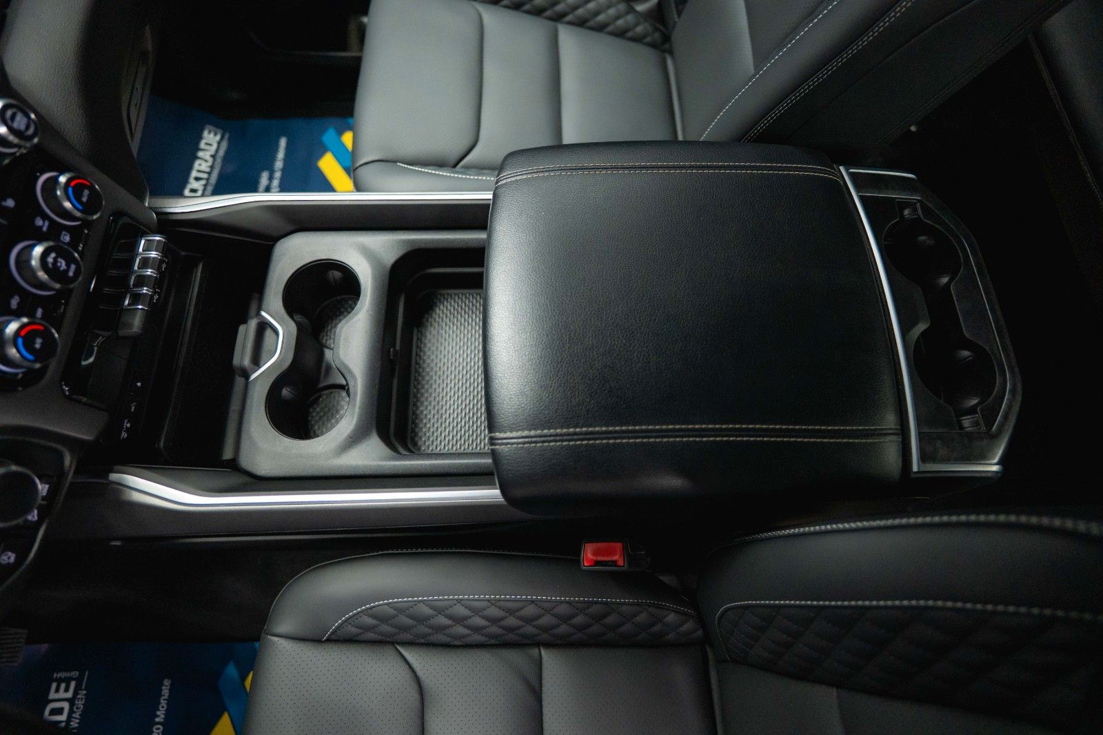 Fahrzeugabbildung Dodge RAM 5.7 V8 HEMI 4x4 OFFROAD Night AXLE LOCK 19%