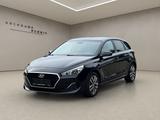 Hyundai i30 1.4 TGDI Aut. YES!   1.Hand/Navi/Kamera - Hyundai i30 YES! mit Benzin-Antrieb