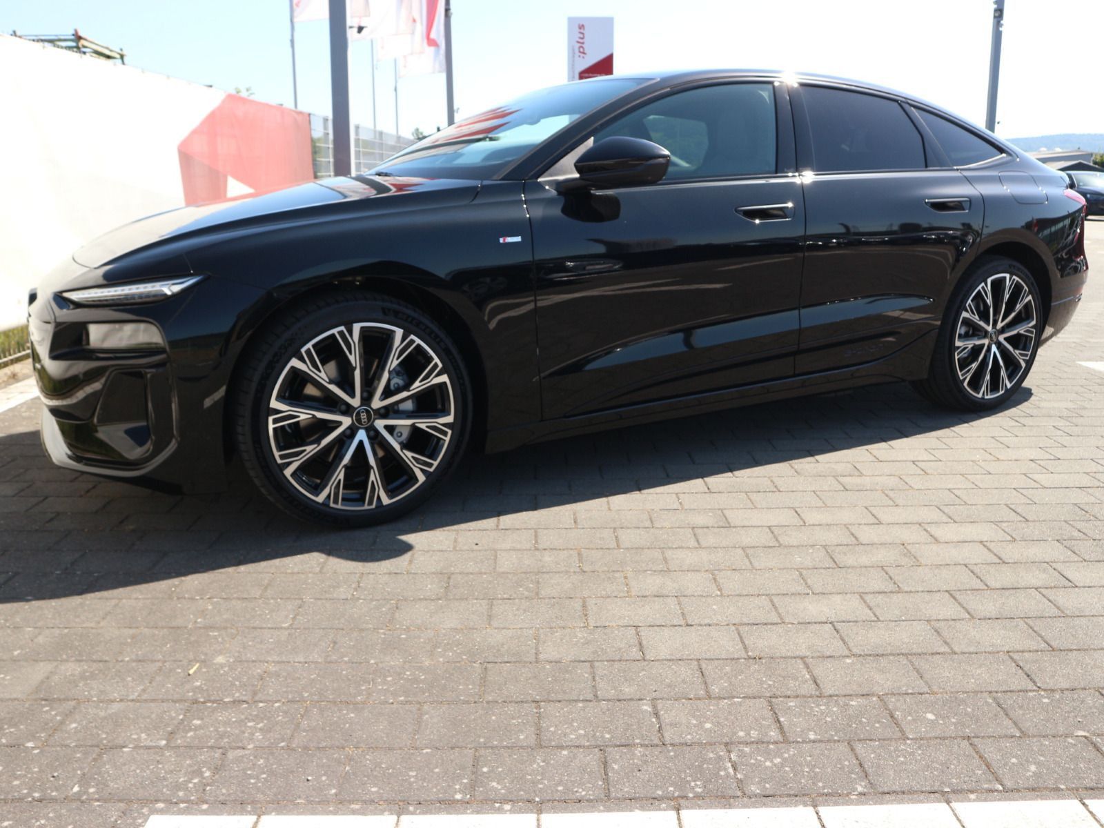 Audi A6 e-tron - Bild 6