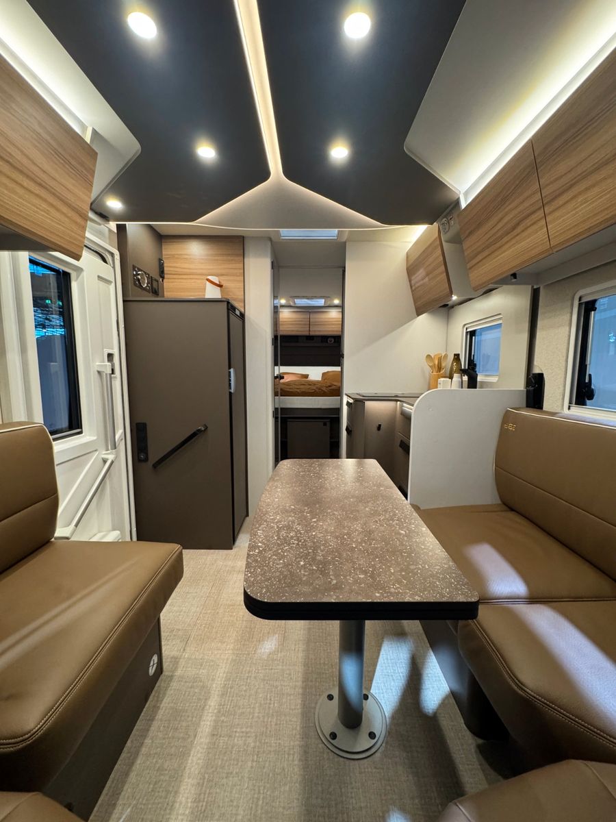 Fahrzeugabbildung Bürstner B66 TD 732 SONDERMODELL-AUTOMATIK!