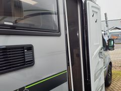 Chausson S 697 Sport Line, Automatik