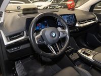 BMW 218 Active Tourer - Vorschau Bild 4