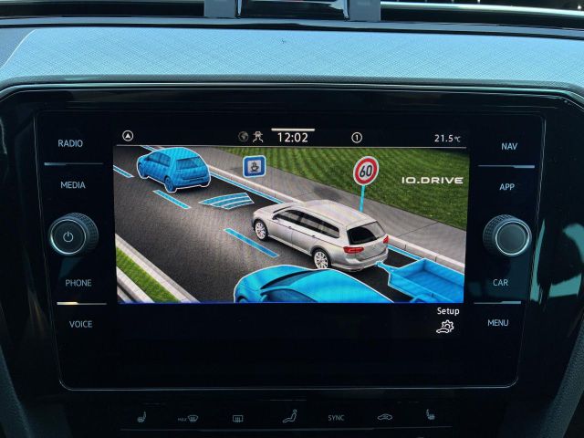 PASSAT VARIANT GTE 1.4 TSI DSG AZV+IQ.LIGHT+NAVI