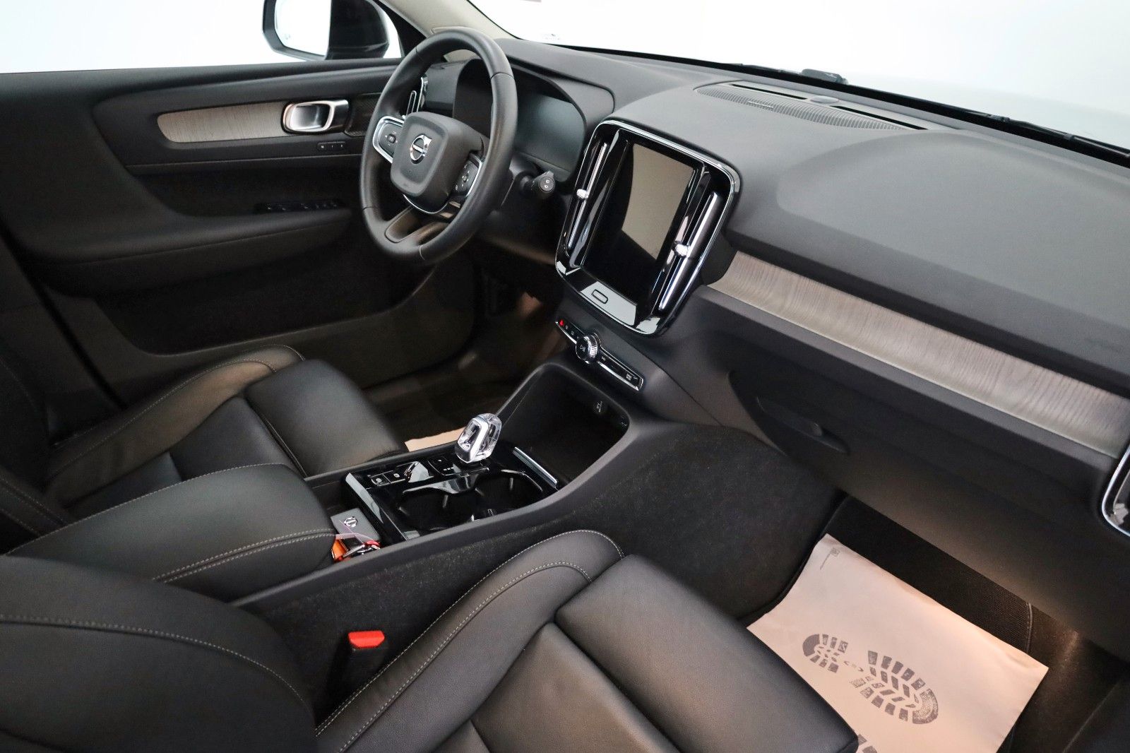 Fahrzeugabbildung Volvo XC40 Inscription,Leder,Navi,LED,SH,360Kamer,Pano