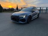 Audi RS3 2.5 TFSI S tronic quattro Sportback Keramik  - gebrauchte Audi RS3 aus dem Jahr 2022