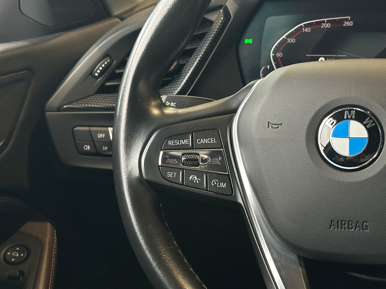 Fahrzeugabbildung BMW 218i Gran Coupe Advantage AHK LED ACC NAVI