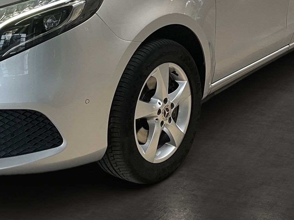 Fahrzeugabbildung Mercedes-Benz V 250 d 4MATIC ED/L AHK, Airmatic, STHZ, LED