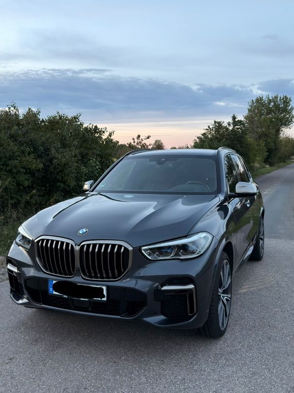 Image of BMW X5 M50