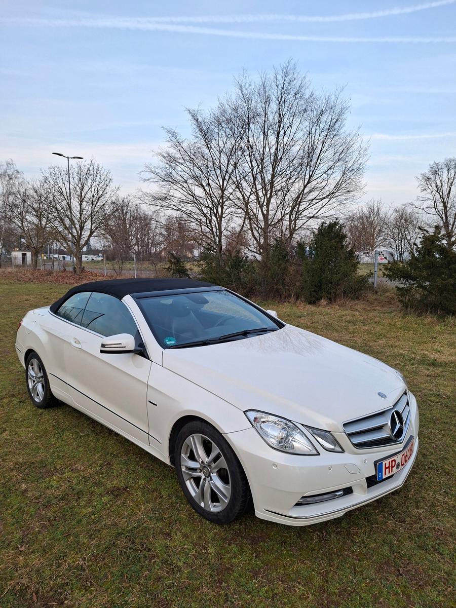 Mercedes-Benz E 200 E Cabrio E 200 CGI BlueEfficiency