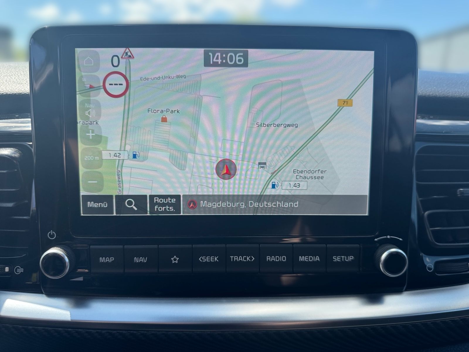 Fahrzeugabbildung Kia STONIC 1.0T DCT 48V GTL NAVI TECH STANDHEIZUNG