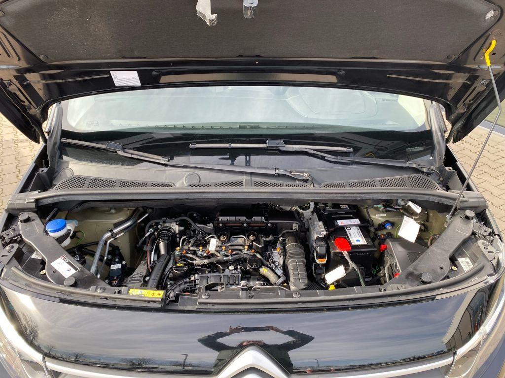 Fahrzeugabbildung Citroën Berlingo 1.5 Diesel 100 M S&S Club *AZV*Sitzh*PD