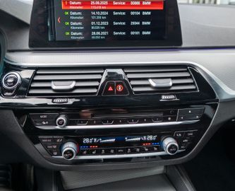 Fahrzeugabbildung BMW 540d Touring xDrive M-SPORT|KEYL|360°|AMBI|DISP