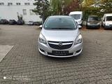 Opel Meriva B Edition Automatik - Opel Meriva mit Benzin-Antrieb: Edition