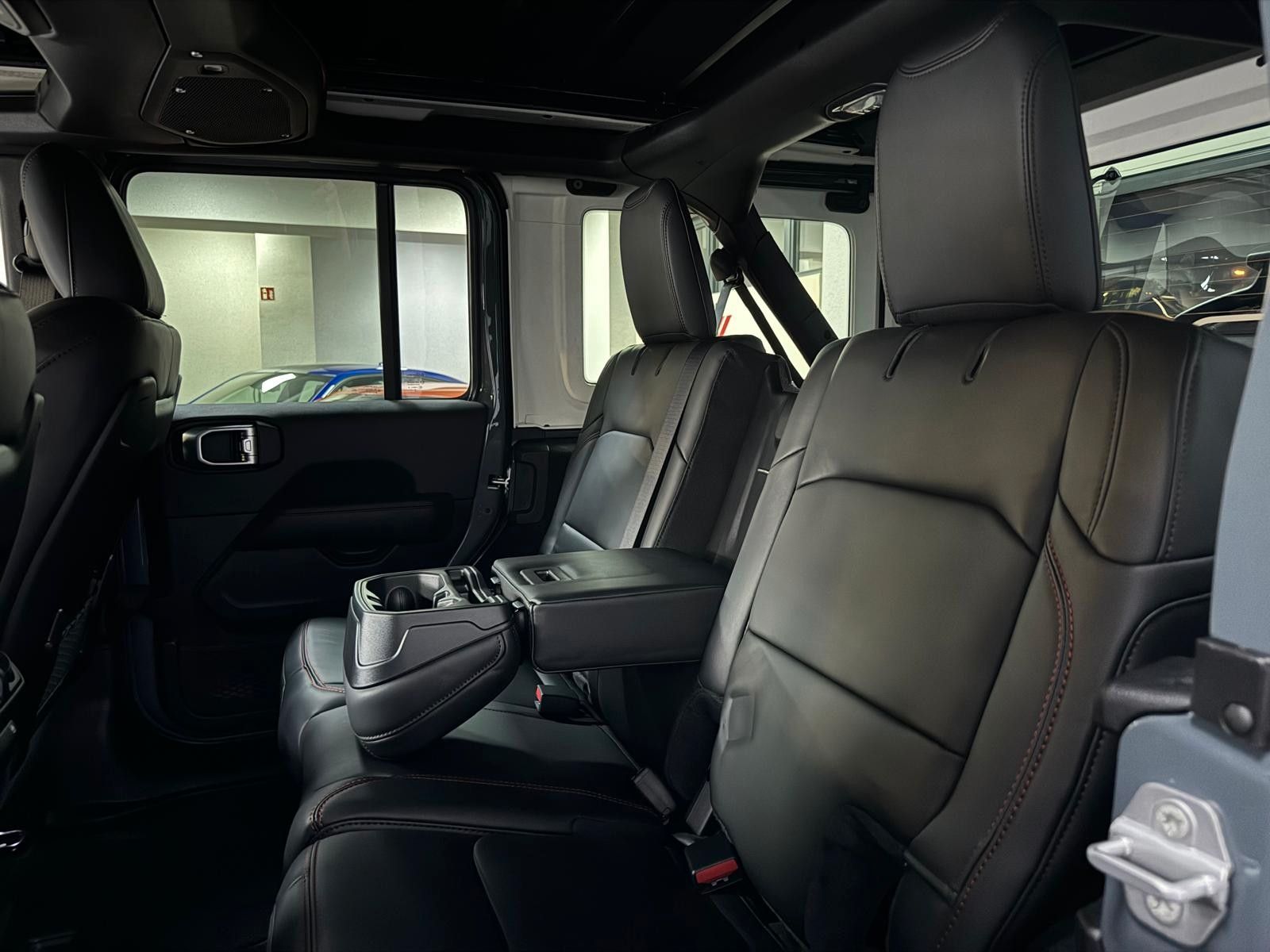 Fahrzeugabbildung Jeep MOAB 392-6.4L HEMI V8-WINDE-SKY ONE-35"