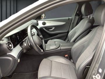 Mercedes E 300 - 7