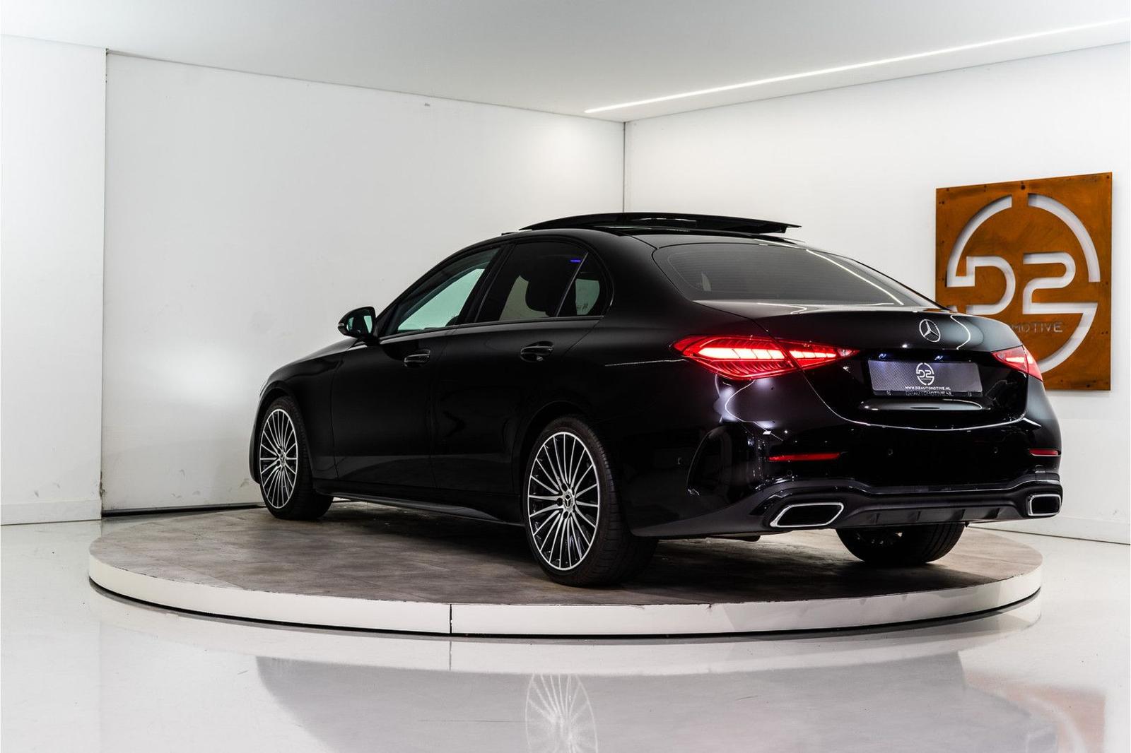 Mercedes-Benz C 200 AMG Premium+ 204PK | Pano | Sfeer | Burmes