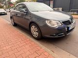 Volkswagen Eos 2.0-TÜV NEU - graue Volkswagen Eos