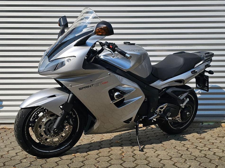 Triumph Sprint GT 1050