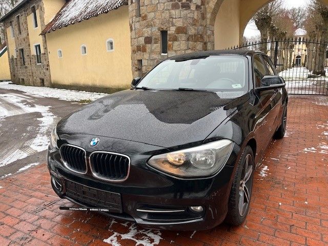 BMW 116 D Advantage Paket Plus Sportpaket