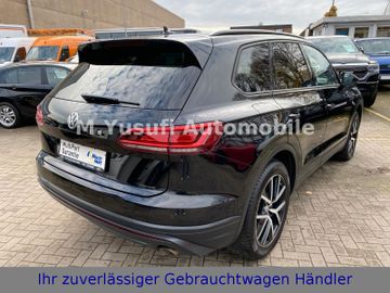 Volkswagen Touareg - 2